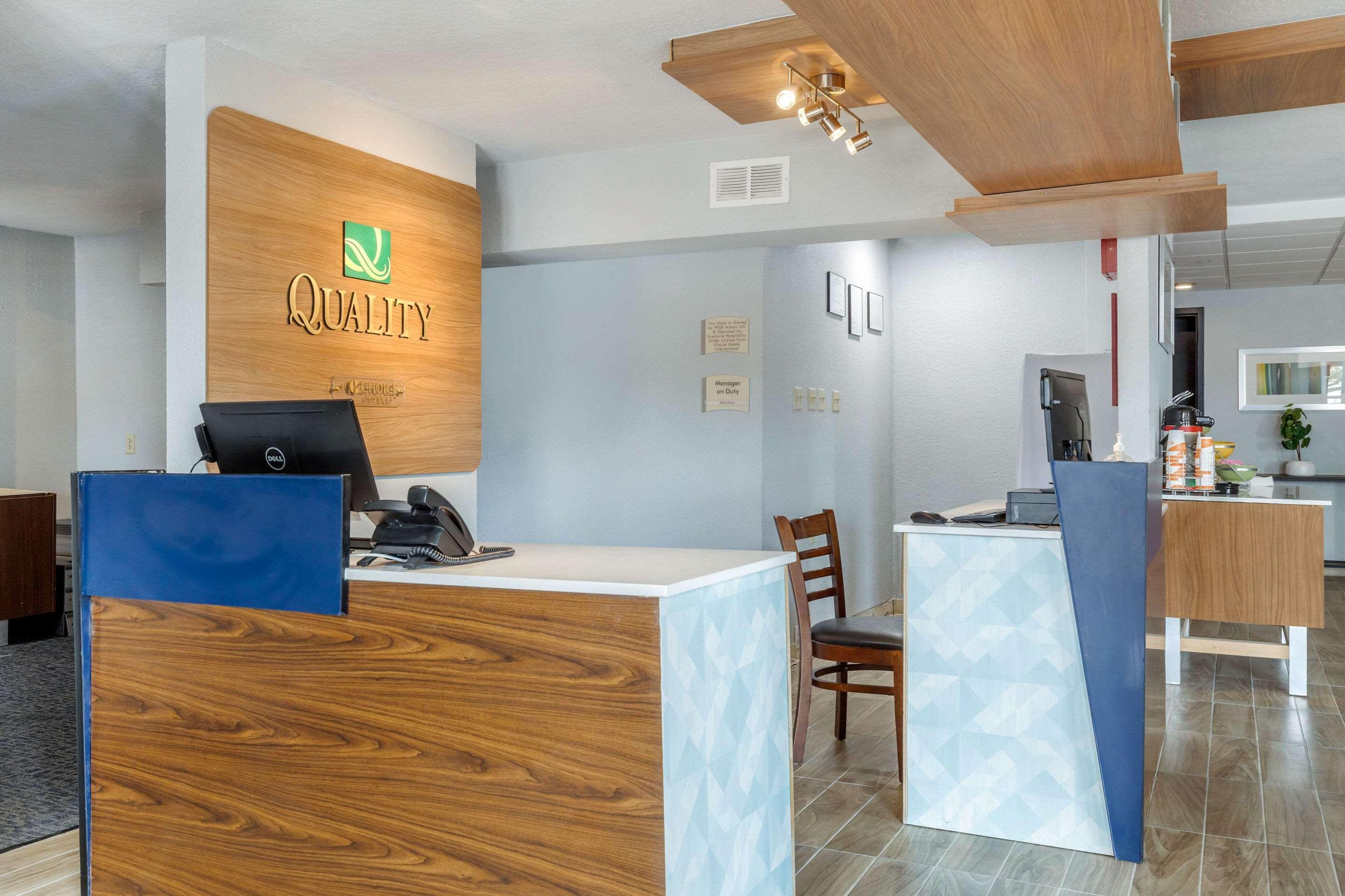 Quality Inn Downtown - Near Market Square San Antonio Exterior photo